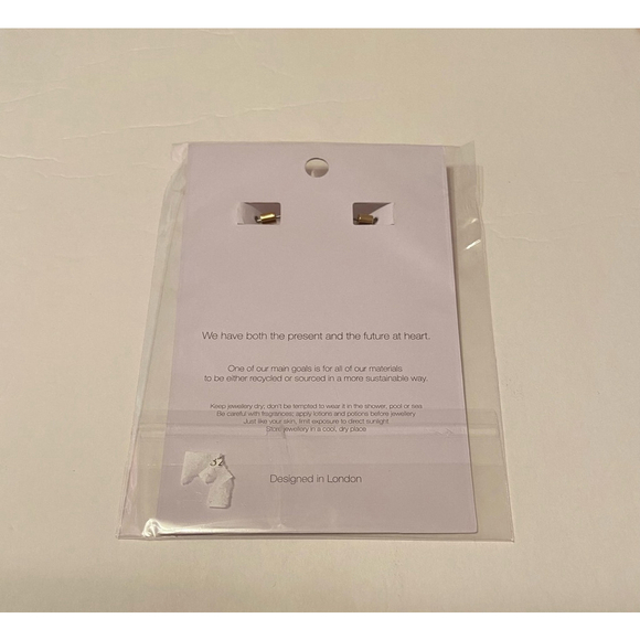 Big Metal London Tortoise Print Hoops - Picture 3 of 4